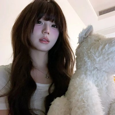 不可触及的拥抱